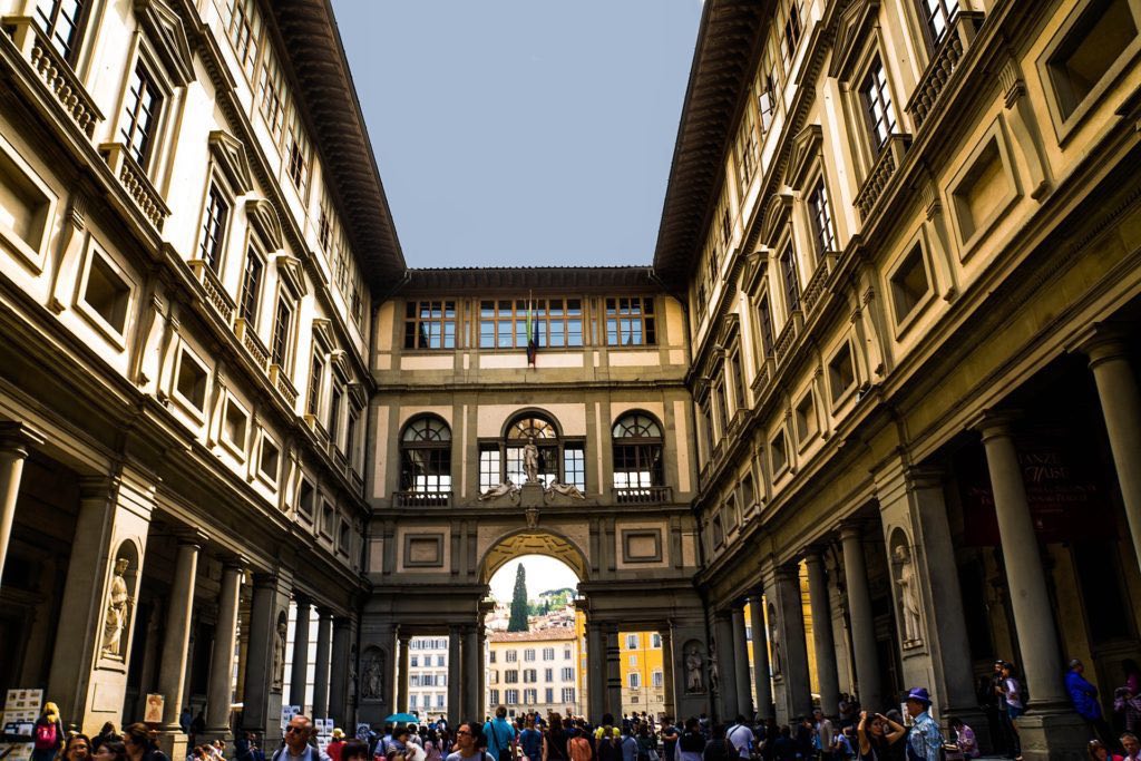 Il Museo degli Uffizi di Firenze. Foto di Michelle Maria, tramite Wikimedia Commons.