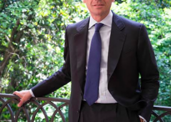Kryalos compra uffici in viale Fulvio Testi a Milano