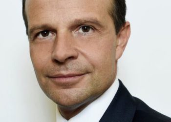 Mediobanca Private Banking prepara fondo di coinvestimento con BlackRock Private Equity Partners