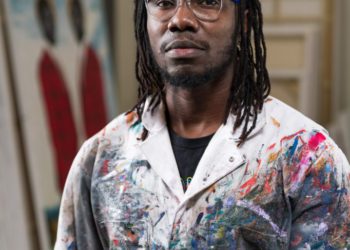 Lavorava per FedEx. Ora, l’artista Otis Kwame Kye Quaicoe è in prima linea nella prossima generazione di star dell’arte dell’Africa occidentale