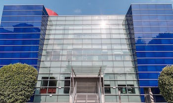 Dws vende a Corum il Blue Building di Milano