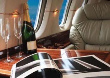 Il marketplace di voli charter FlyFreeAirways lancia la criptovaluta FlightCoin, mentre è il raccolta con un round da 10 mln euro