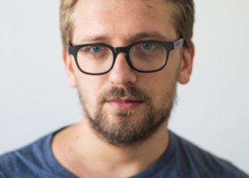 STEFANO CESCON vince l’ottava edizione del premio Cramum per l’arte in Italia con le sue opere in cera d’api e paraffina