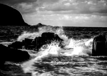 Di pietra e d’acqua, il racconto delle immagini di Iacopo Giannini
