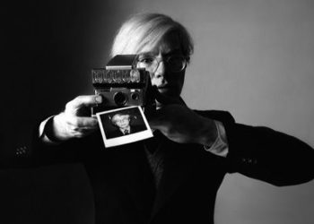 OLIVIERO TOSCANI. Professione fotografo, omaggio ai suoi 80 anni