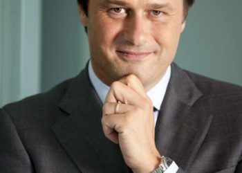 Argos Wityu va al controllo dei servizi di digitalizzazione di SB Italia con Scaroni e Scott Jovane che entrano in cda. Intanto vicinissimo il closing della raccolta del fondo VIII