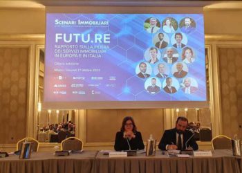 In Europa nel 2023 gli Investimenti nel real estate caleranno . Ma in Italia 73mila edifici hanno bisogno di interventi urgenti. L’analisi di Scenari Immobiliari