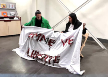 Una performance inclusiva per Donne e libertà in Iran