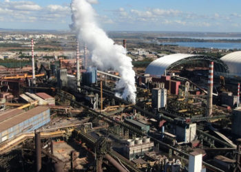 Acciaierie d’Italia nel caos politico per i tagli ai contratti dei fornitori. Problemi di cassa nonostante la cartolarizzazione da 1,5 mld avviata lo scorso marzo