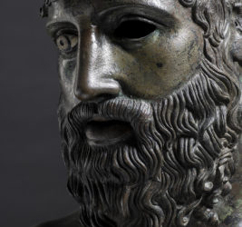I bronzi di Riace alle Gallerie dell’Accademia, Un percorso per immagini