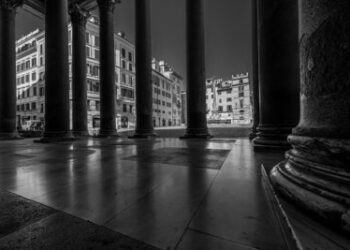 “ROMA SILENZIOSA BELLEZZA”