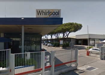 La campana TEA TEK si aggiudica la gara per il sito produttivo dell’ex Whirlpool, salvi i 312 dipendenti