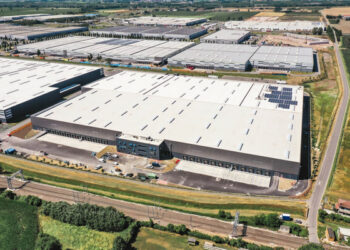 La britannica Segro completa l’acquisizione degli immobili logistici di Vailog di cui aveva già la maggioranza dal 2015. Il fondatore, Eric Veron, farà da consulente esterno