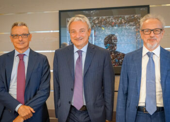 Anno record per il gruppo siderurgico Feralpi, che chiude il 2022 con 2,39 mld euro di ricavi. Ma mette in stand-by l’ipo