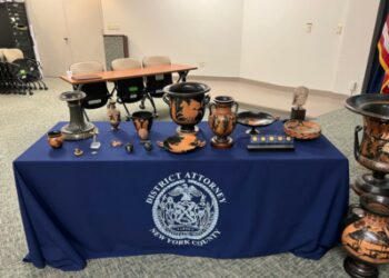I Carabinieri dell’Arte hanno recuperato 266 reperti archeologici italiani dagli Stati Uniti