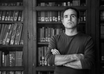 L’arte in dialogo con l’ambiente: il progetto di Associazione Arte Continua con Loris Cecchini
