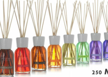Tornano italiani i profumi per la casa di Millefiori. Home Fragrance venduta a Massacesi & C. dal colosso Usa Newell Brands