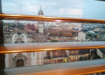 Armani Hotel Milano, lo stile che viene dalla terra nella Milano della produttività