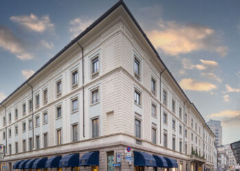 Supercolpo di Blackstone a Milano. Venduto il palazzo di via Montenapoleone 8 a Kering per 1,3 mld euro