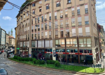Immobiliare Stampa (Bain Capital Credit) vende a un family office l’immobile di via Torino angolo Carrobbio a Milano