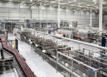 Tripletta per Omnia Technologies (Investindustrial) che acquisisce ACMI, SACMI Beverage e SACMI Labelling. Nasce la divisione high-speed beverage