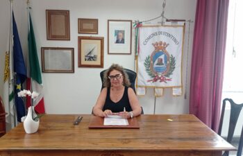A Stintino una Statua della Pace, memoria e monito contro la violenza nei confronti delle donne