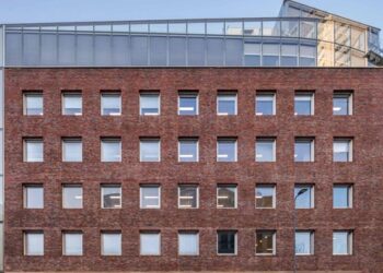 Il Time Building di Milano passa da Invesco Real Estate a Fabrica Immobiliare sgr