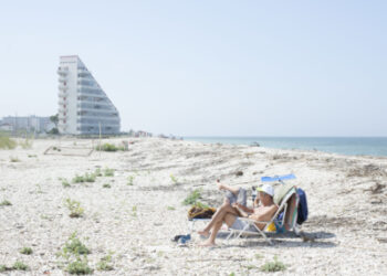 A Roma, dal 3 ottobre, la mostra fotografica “Camere con Vista. San Benedetto/Pesaro. Andata e ritorno”