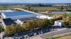 La bolognese Avoni Industrial messo un sustainability linked minibond da 2,5 milioni di euro sottoscritto da UniCredit. Garanzia SACE al 70%