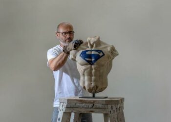 Filippo Tincolini, con la mostra diffusa “Human Connections”, a Pietrasanta dal 15 febbraio al 2 giugno