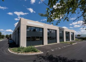 AustralianSuper compra il 50% di M7 Real Estate e del portafoglio industriale e logistico europeo di Oxford Properties