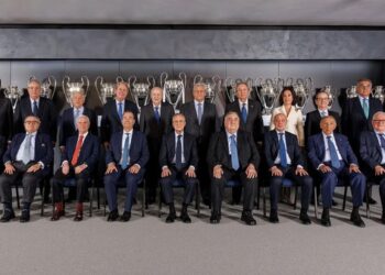 Florentino Pérez nuovo presidente del Real Madrid. Che presto potrebbe vedere investitori privati nel capitale