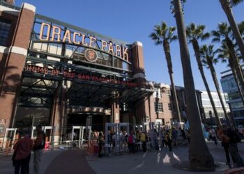 Sixth Street compra anche il 10% dei San Francisco Giants. La squadra di baseball vale 4,2 mld $, secondo Sportico