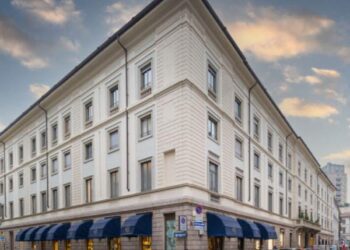 Kering esplora ingresso di investitori in Reale Compagnia Italiana, cui fa capo il palazzo di via Monte Napoleone 8