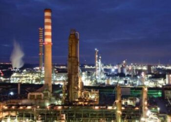 Le raffinerie di ISAB (GOI Energy-Argus New Energy Fund) verso il riassetto con una composizione negoziata della crisi: scontro con Trafigura