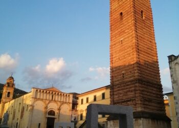 Al DAP Festival di Pietrasanta l’armonia dei corpi che si intrecciano, tra fluidità emotiva e lavoro di grande tecnica