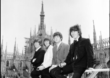 “Tutti pazzi per i Beatles. Il concerto del 1965 a Milano nelle fotografie di Publifoto” alle Gallerie d’Italia fino al 7 settembre