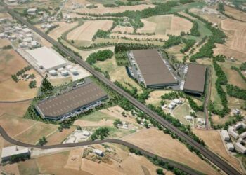 Bain Capital e Stoweneg Group investono 200 mln euro per acquisire un portafoglio italiano di sei magazzini logistici da 225 mila mq di GLA