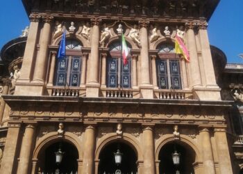 Teatro Massimo Bellini a Catania, un gioiello neoclassico che dialoga con il Teatro Sangiorgi