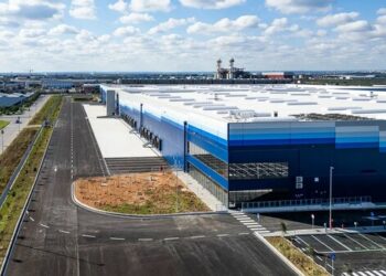 Stoneweg (Icona Capital) in jv con Bain Capital sigla il primo contratto di locazione per hub logistico da 55 mila mq a Bari