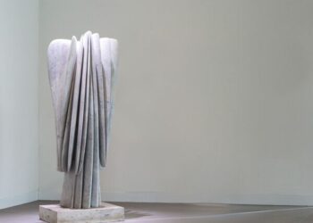 Da domani, il Cubo in Unipol Tower a Milano si arricchisce dell’opera “Germoglio” di Gigi Guadagnucci
