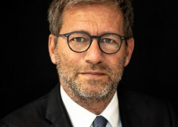 Nuovo ceo di Gruppo Armani è Giuseppe Marsocci. Presidente è Pantaleo Dell’Orco, vicepresidente Silvana Armani