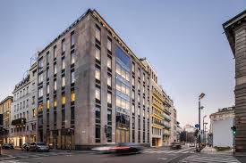 Il Fondo Monviso, gestito da Investire sgr (Banca Finnat), vende asset di prestigio in via Sant’Andrea a Milano