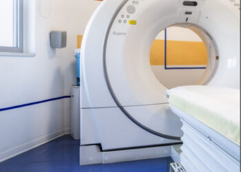 Bianalisi (Charme Capital Partners e Columna Capital) rileva il Poliambulatorio Oberdan e X-Ray Service dalla famiglia Bonetti