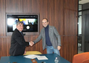 Officine DMB rafforza l’asse con Dormakaba nel settore Marine: formazione certificata e specializzazione su automazioni porte
