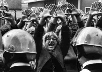 Si è aperta nel capoluogo piemontese la terza edizione di Exposed Torino Photo Festival, che quest’anno ha come tema “Mettersi a nudo”