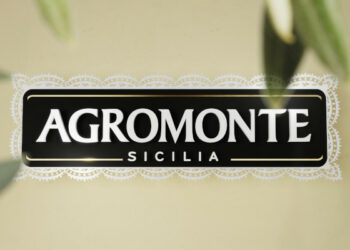 Agromonte lancia un’etichetta sostenibile realizzata dagli scarti del pomodoro e accelera sul packaging circolare