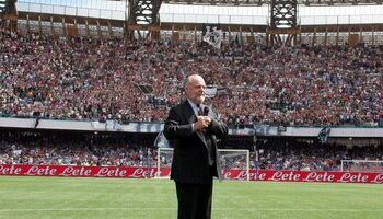 UGP e Ariel Investments rilanciano a 2,2 mld euro per il Napoli calcio. E De Laurentiis per la prima volta non dice no