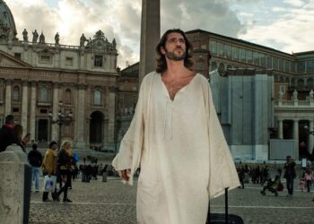 La mostra “Teatro Umano, Teatro della Natura” di Biancoshock, Francesco Garbelli e il collettivo Dott. PorkA’s è allo SpazioC21 in Palazzo Brami a Reggio Emilia fino al 12 settembre