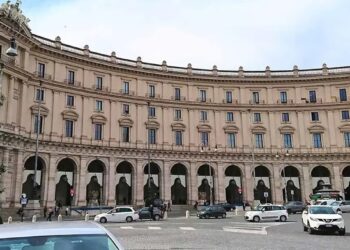 Palazzo Esedra, la famiglia Feltrinelli porta a bordo Gruppo Allianz, PIMCO Prime Real Estate e club deal di privati clienti Unicredit